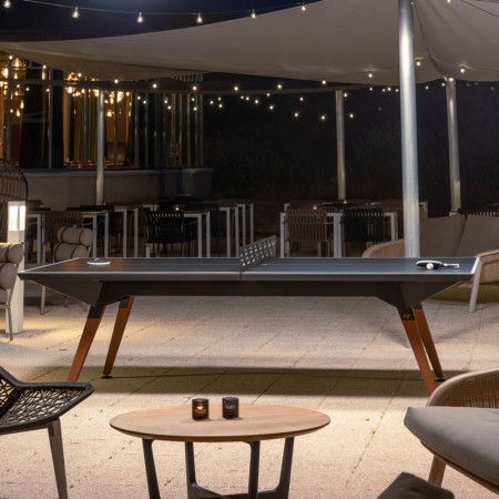 Namizno teniška zunanja miza Cornilleau Play-style Black s črtami - dobava 4 tedne