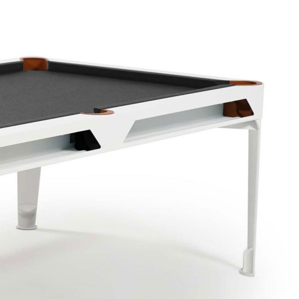 Opečnato rdeči žepki